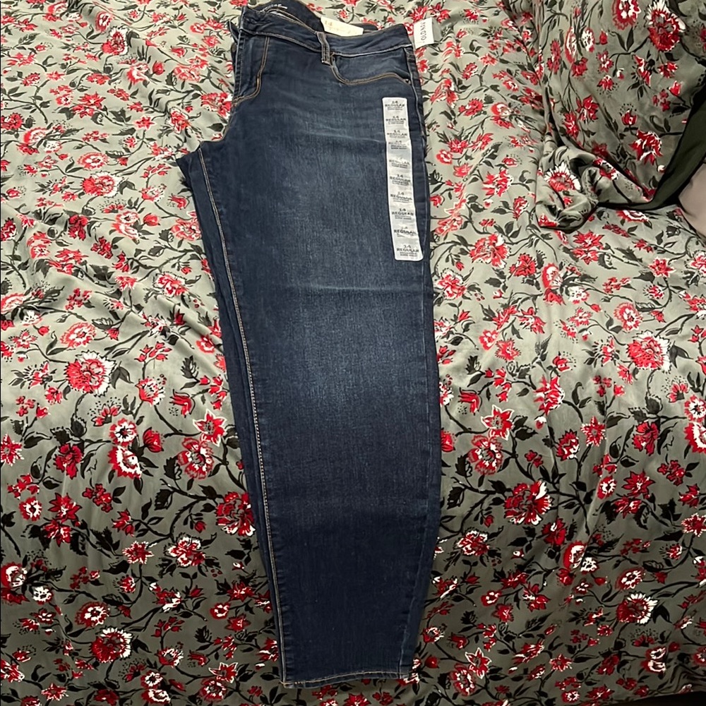 Old Navy Blue Skinny Jeans